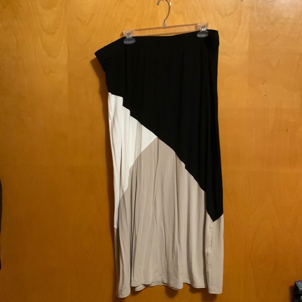 Chicos size 3 knit multi-color skirt
